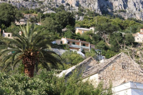 Отель Apartments with a parking space Brela, Makarska - 6884  Брела